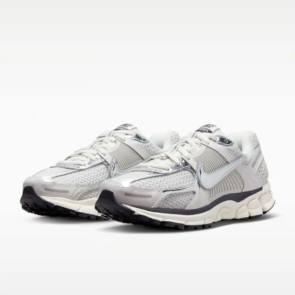 Nike Zoom Vomero 5 Photon Dust Metallic Silver (Women's)