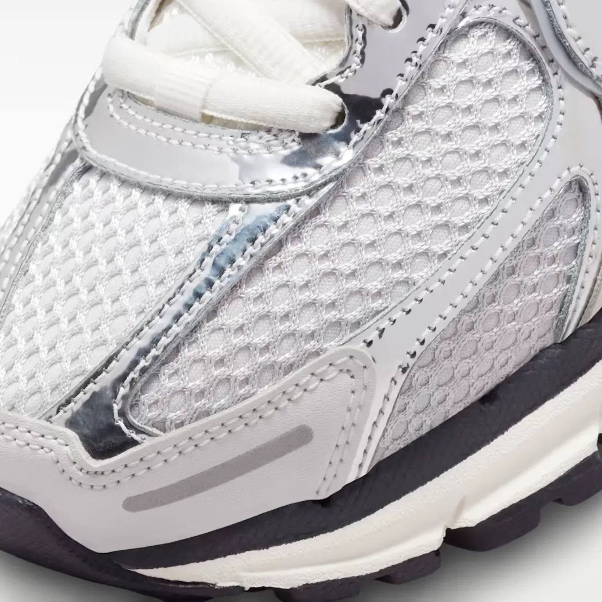 Nike Zoom Vomero 5 Photon Dust Metallic Silver (Women's)